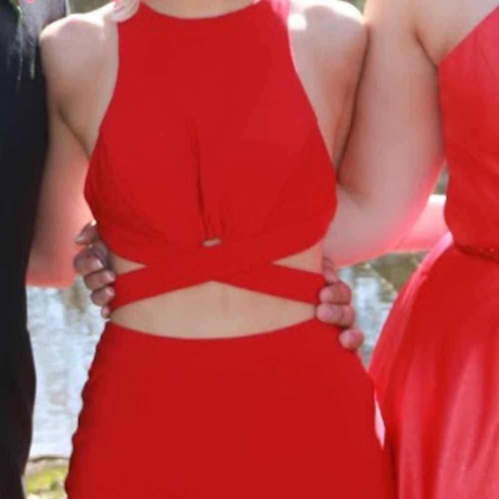 Prom dress - Picture 3 of 6